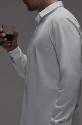 Tecido respirável. Tecnologia antiodor e com secagem ultrarrápida.