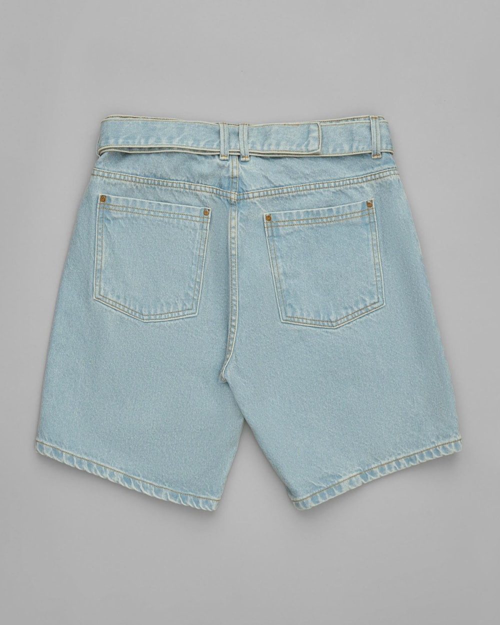 Bermuda 5 Pockets Algodão Regenerativo com Cinto