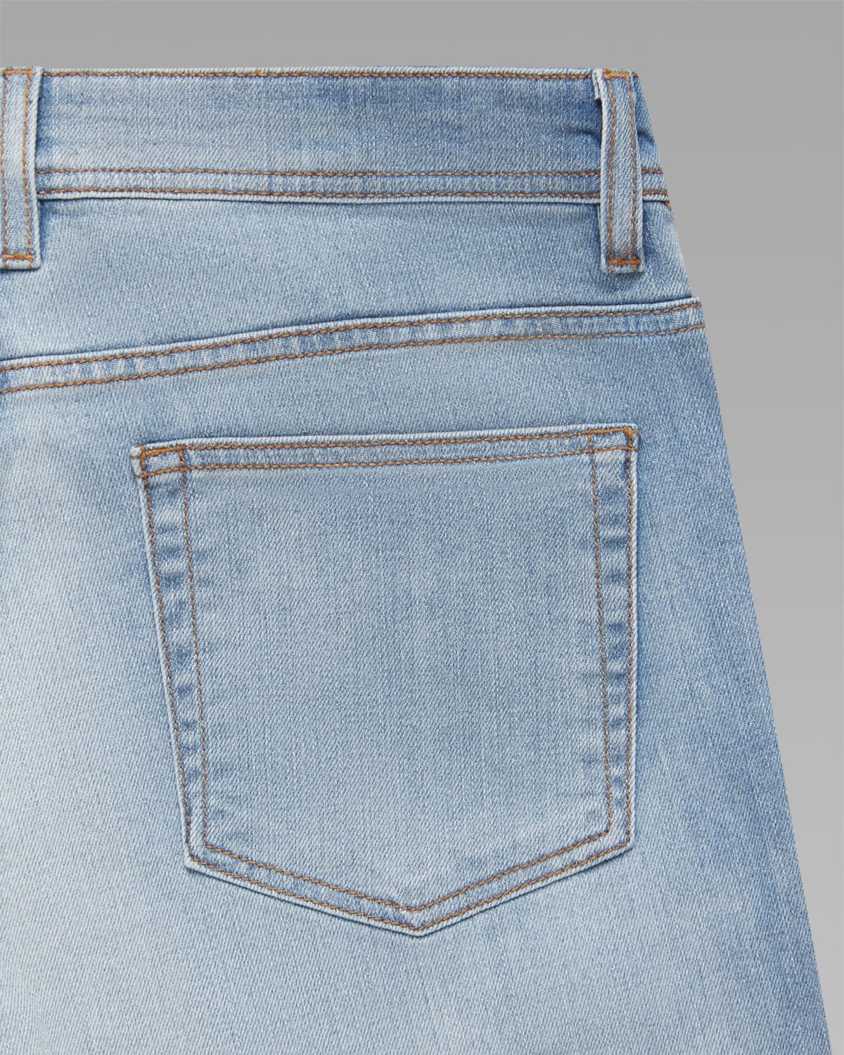 Calça Beta Jeans Reta Clara