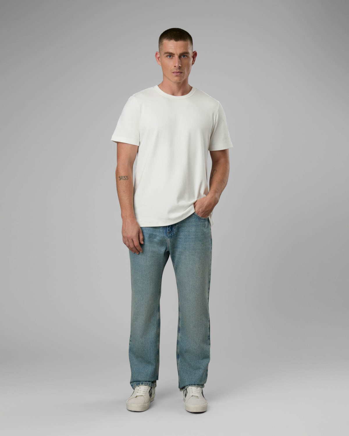 Calça Beta Jeans Reta Clara