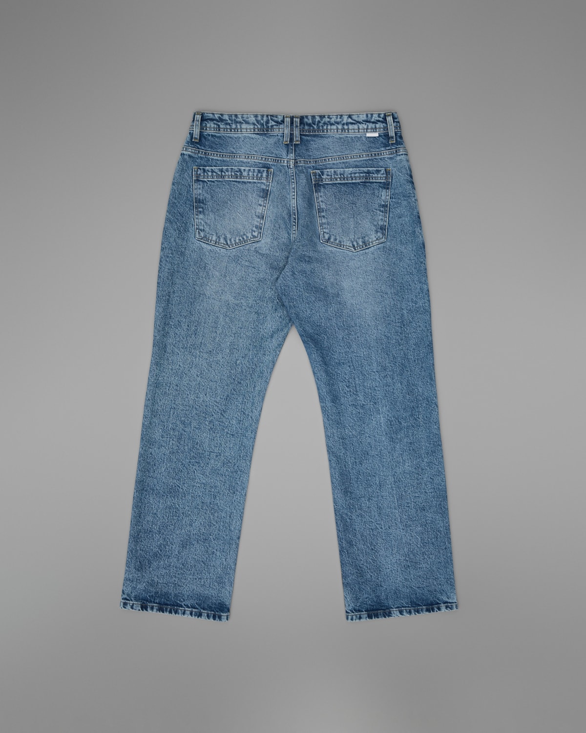 Calça Beta Jeans Taper Lavagem Média