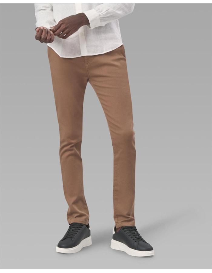 Calça chino sarja moletom-marrom-36