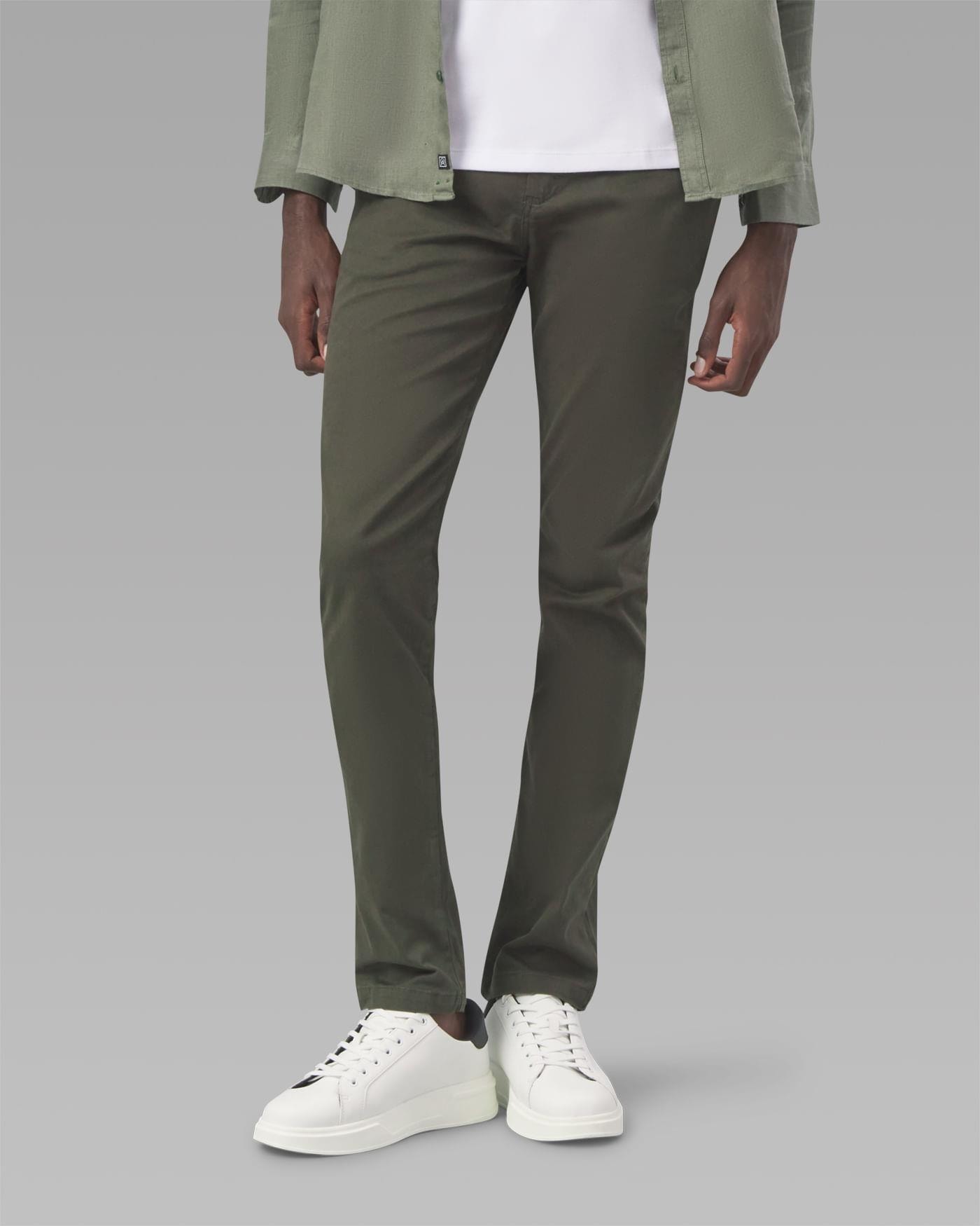 Calça Chino Slim