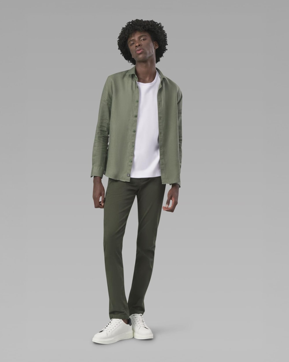 Calça Chino Slim