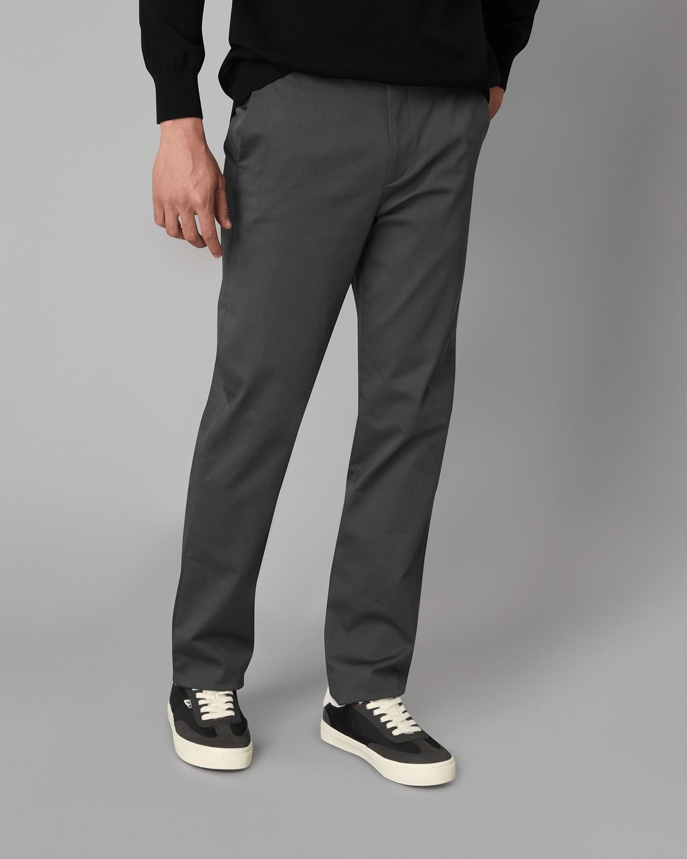 Calça Chino Tech