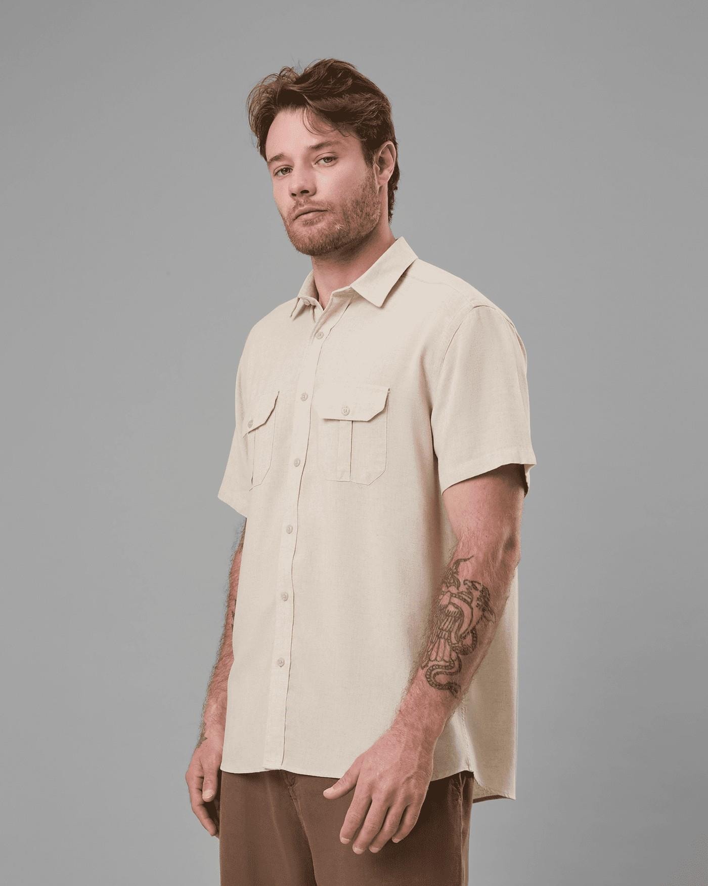 Camisa Modal e Linho Com 2 Bolsos