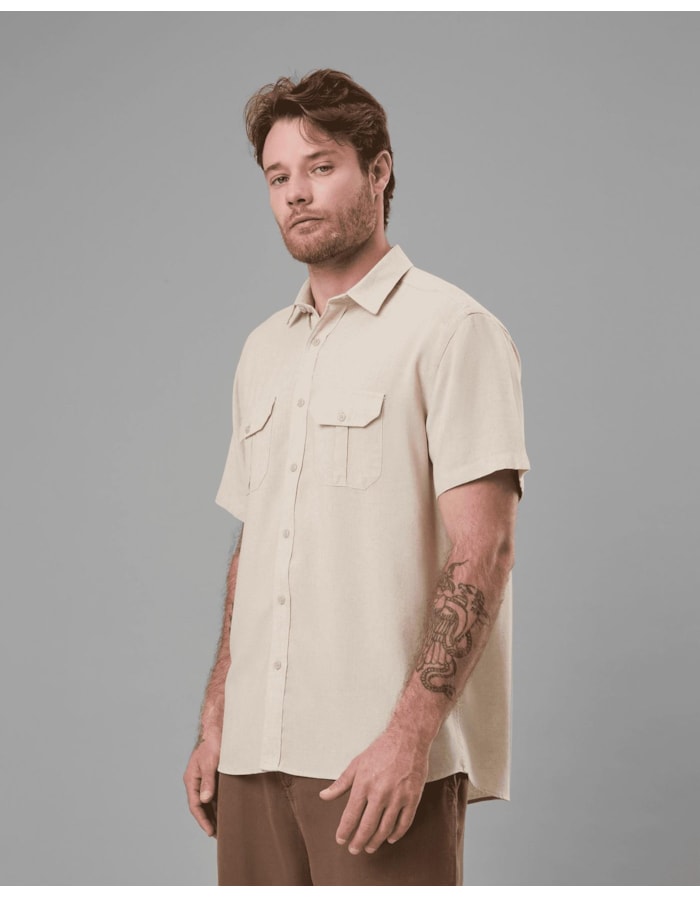Camisa modal e linho com 2 bolsos-bege-pp