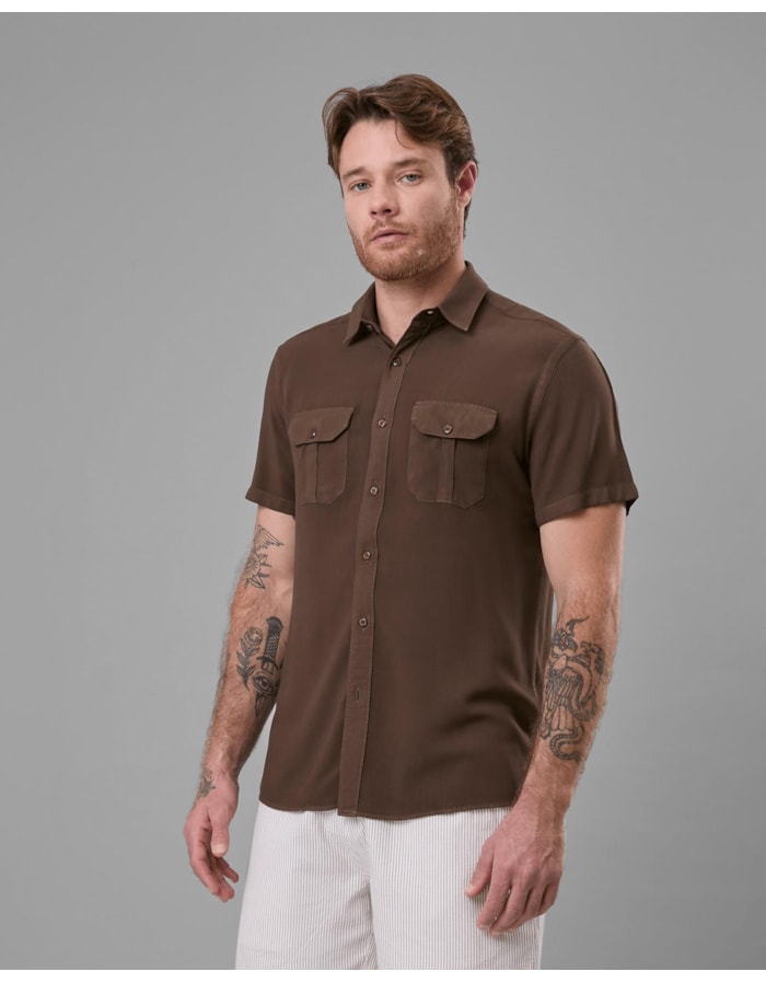 Camisa modal e linho com 2 bolsos-marrom-pp
