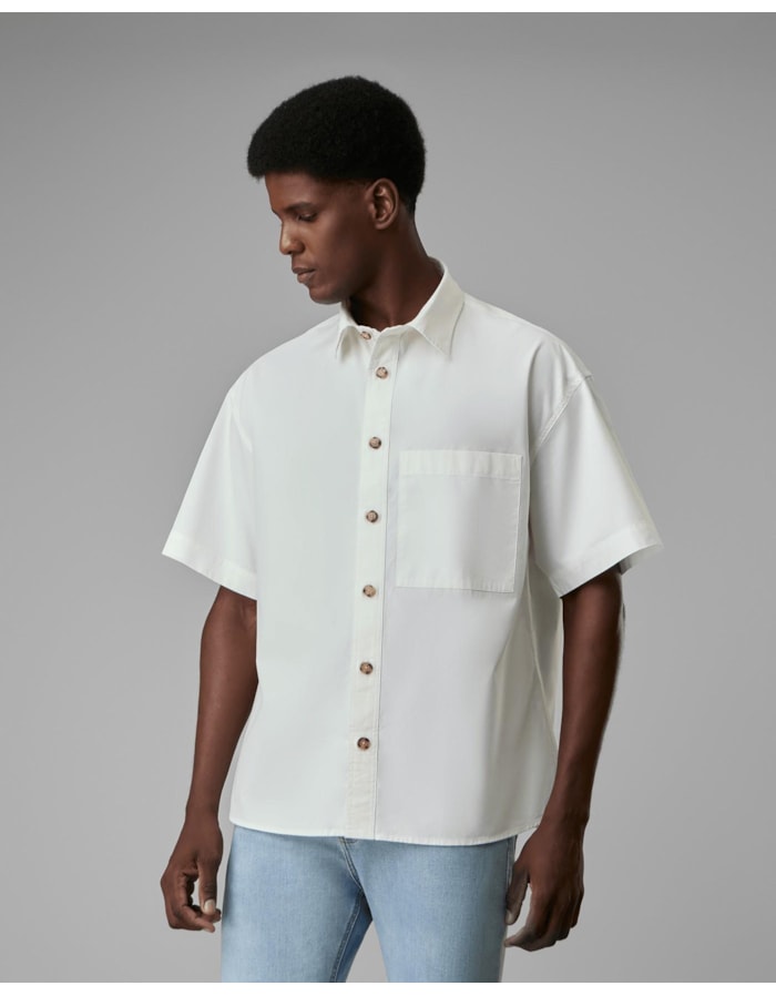 Camisa oversized com bolso-off white-m