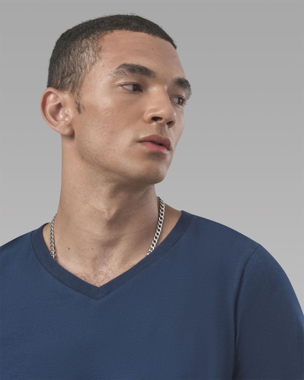 Camiseta Algodão Orgânico Gola V
