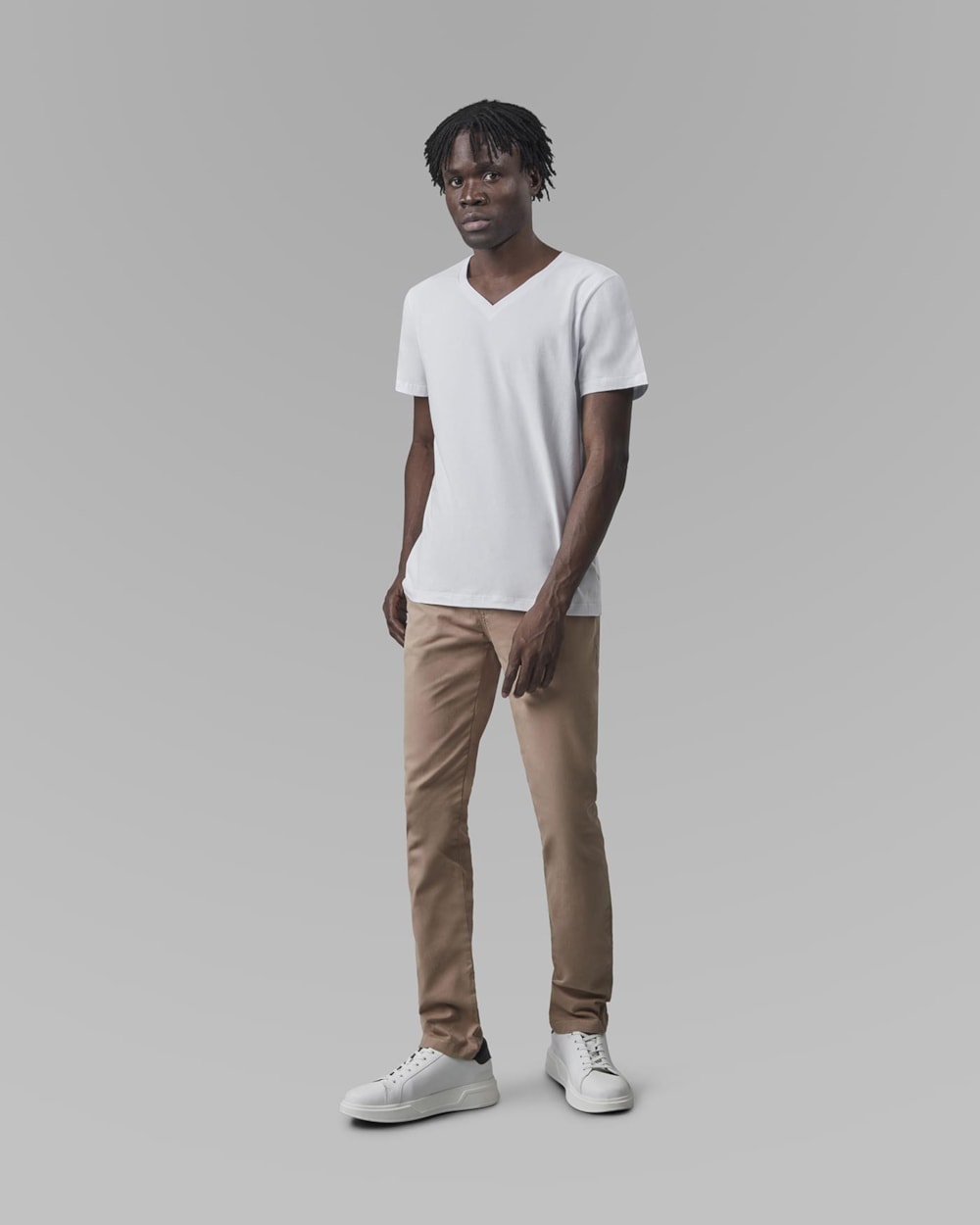 Camiseta Algodão Orgânico Gola V