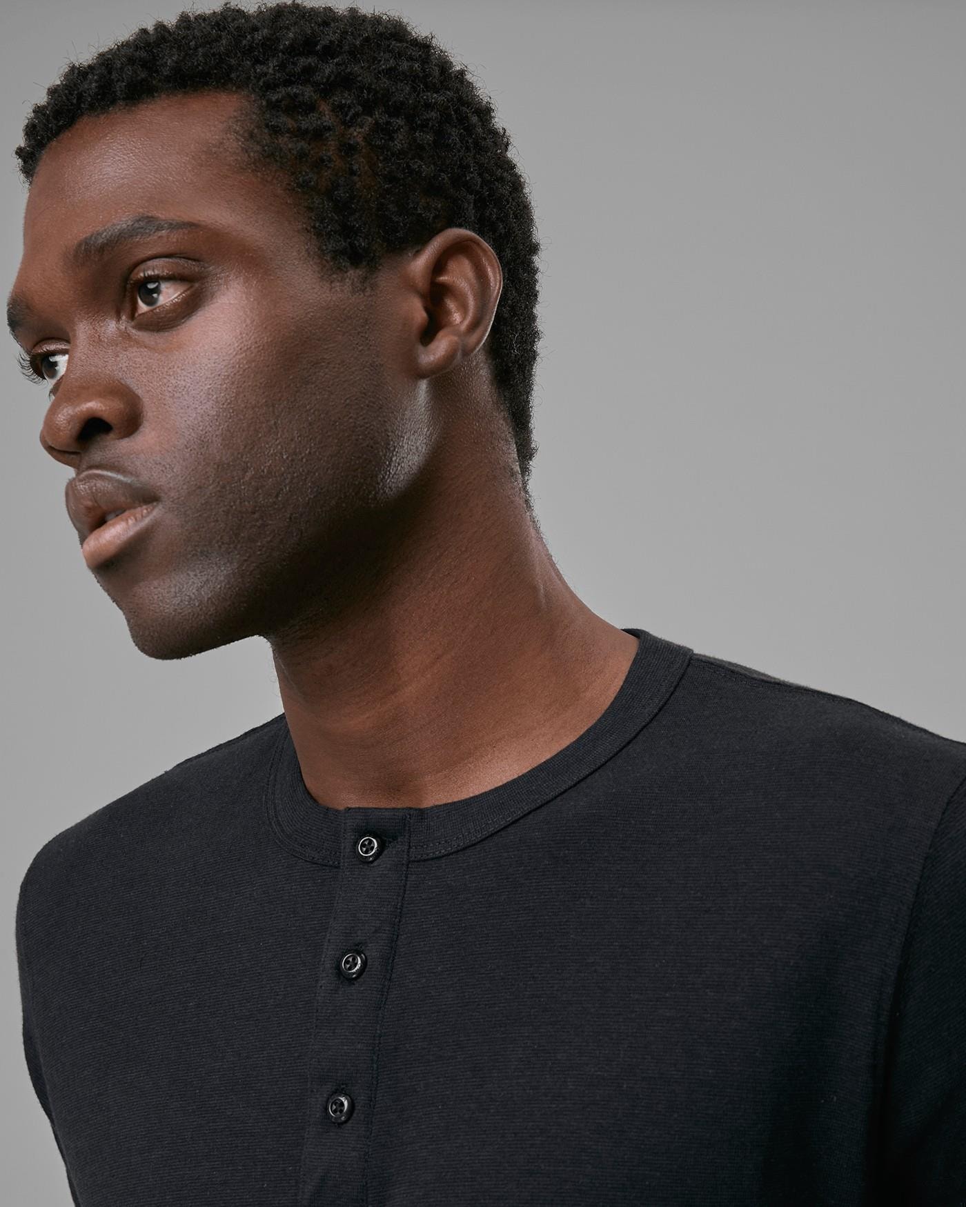 Camiseta Henley Linho