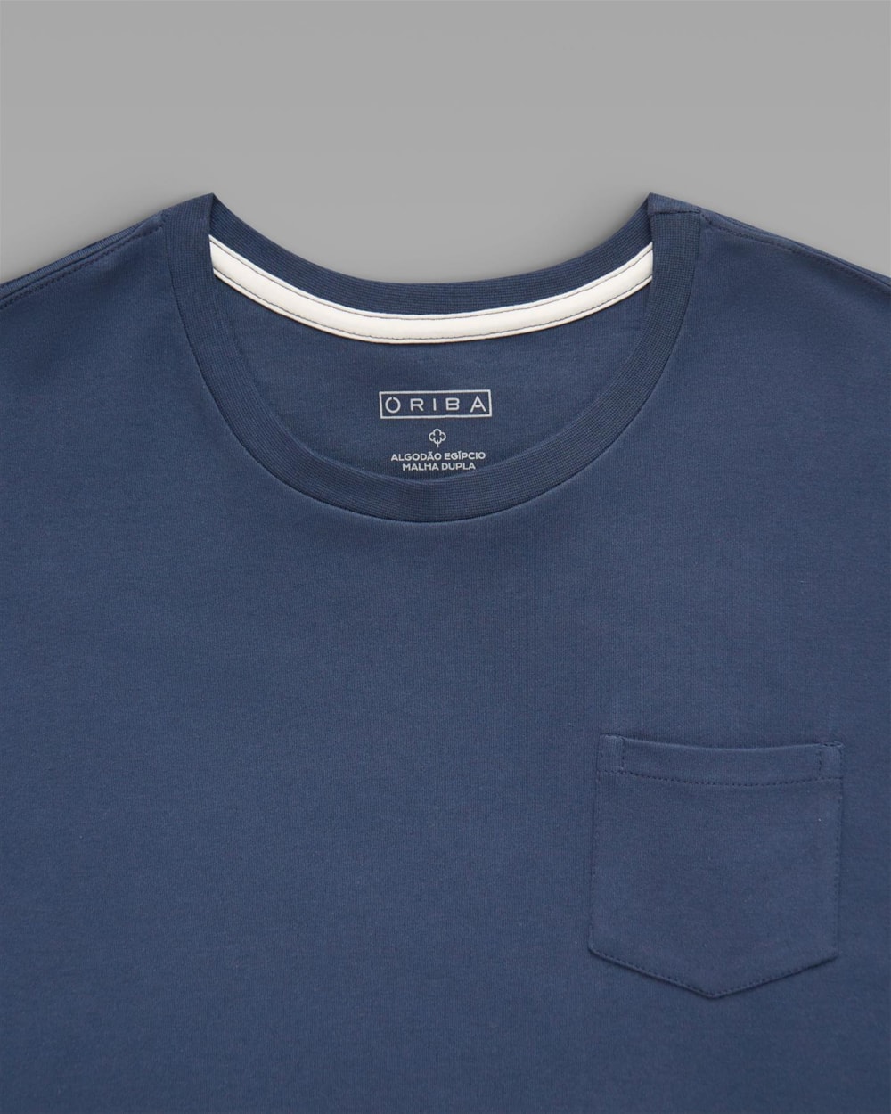 Camiseta Malha Dupla com Bolso