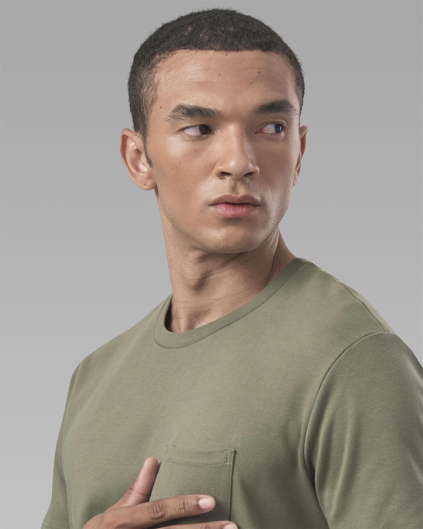 Camiseta Malha Dupla com Bolso