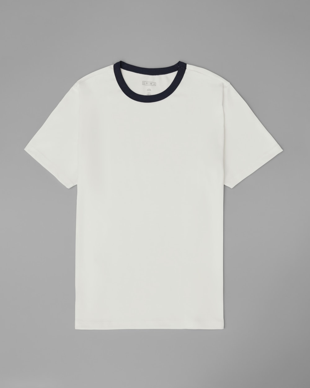 Camiseta Malha Dupla Gola Contraste