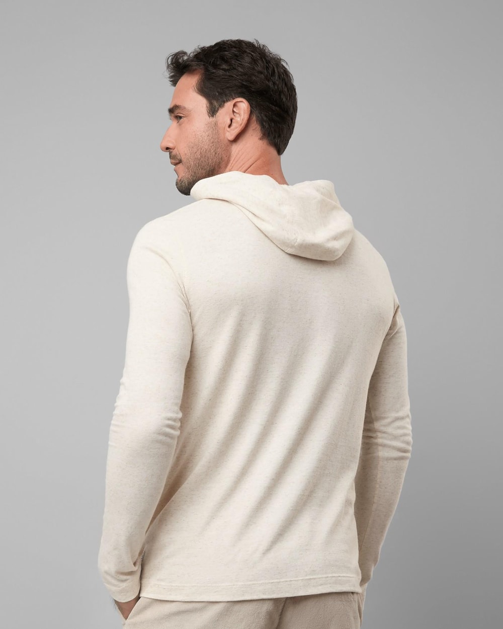 Camiseta Manga Longa Linho com Capuz