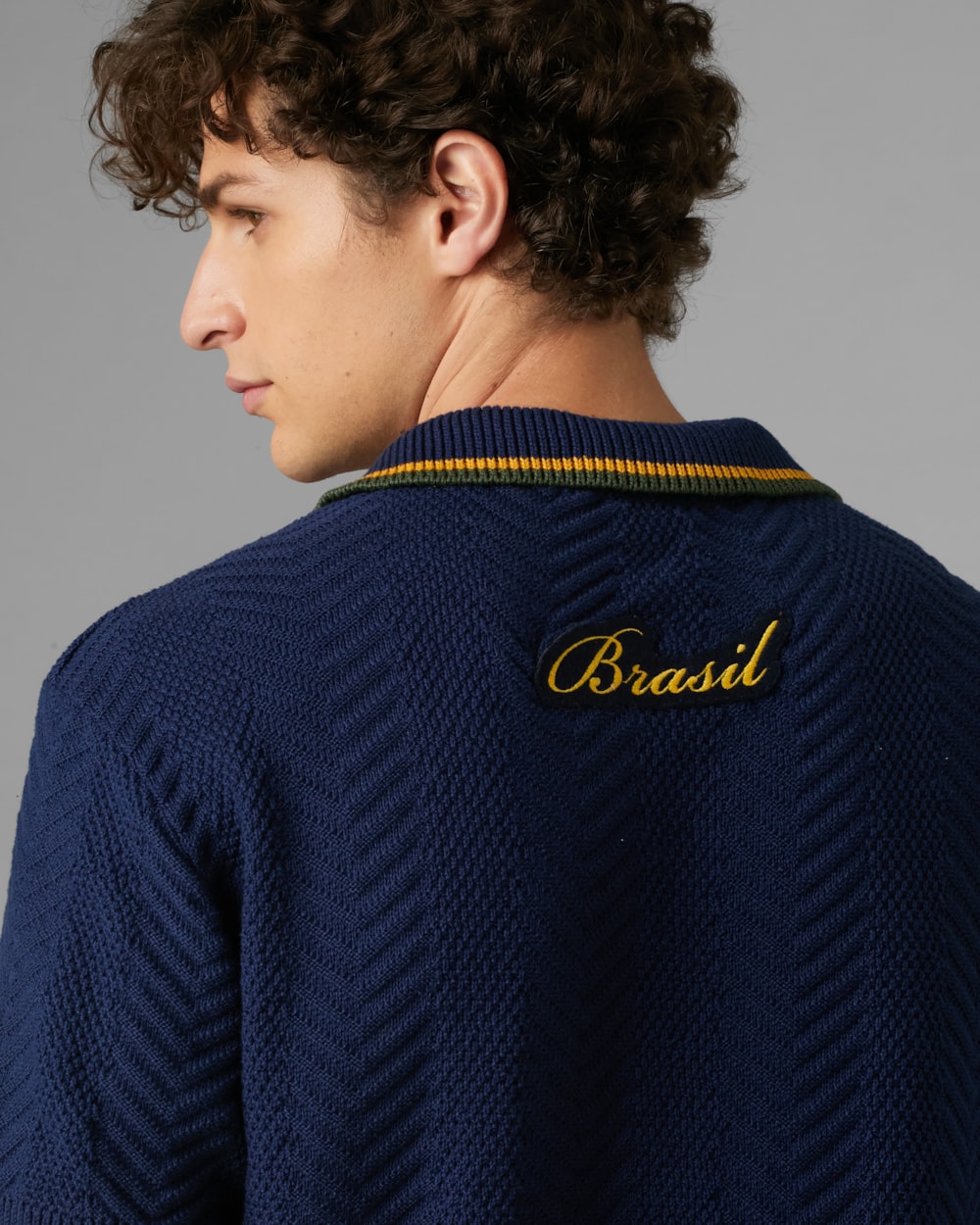 Polo Tricot Oversized com Frisos Br Ltda